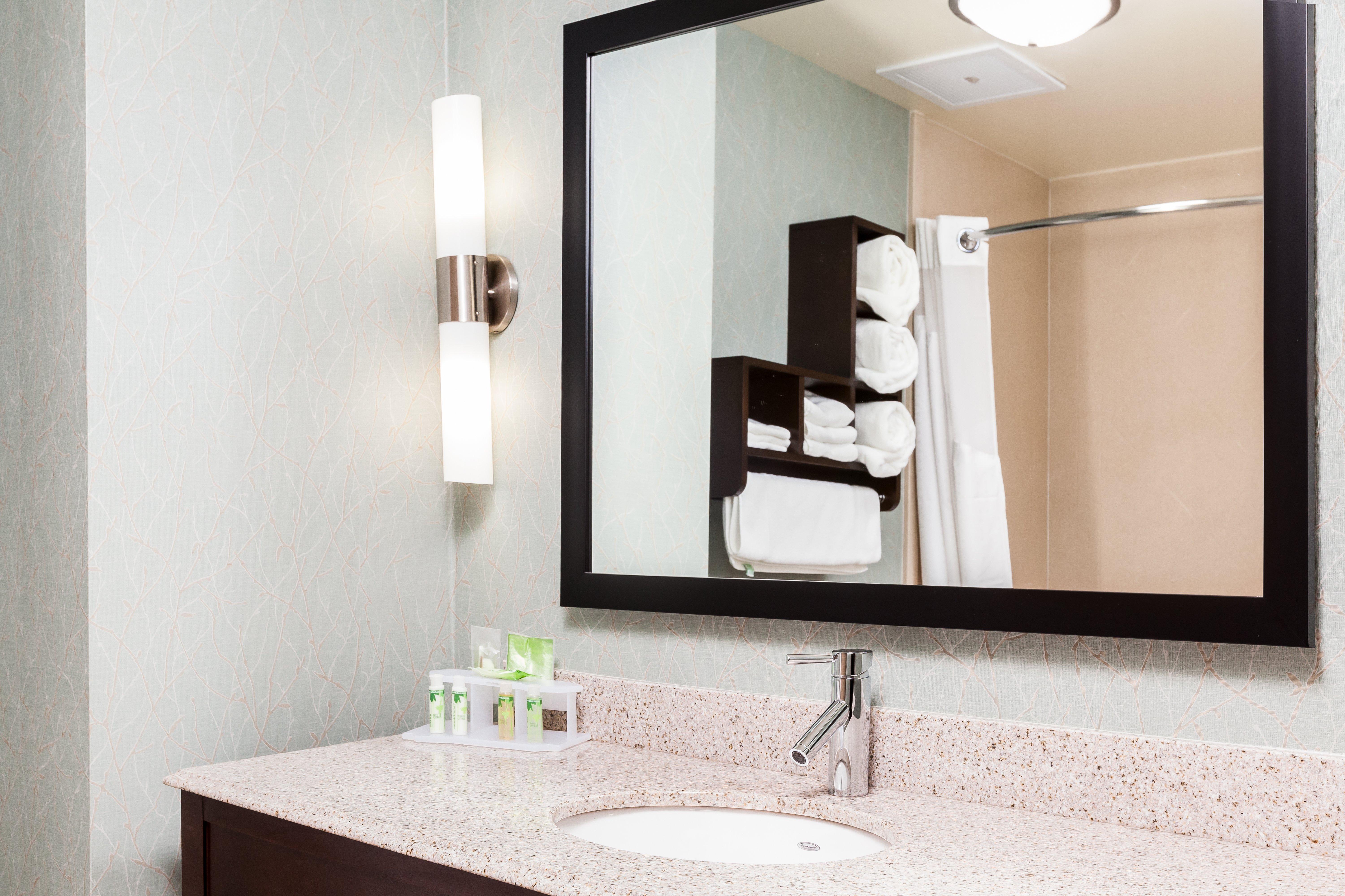 Holiday Inn Express & Suites Eureka By Ihg Esterno foto