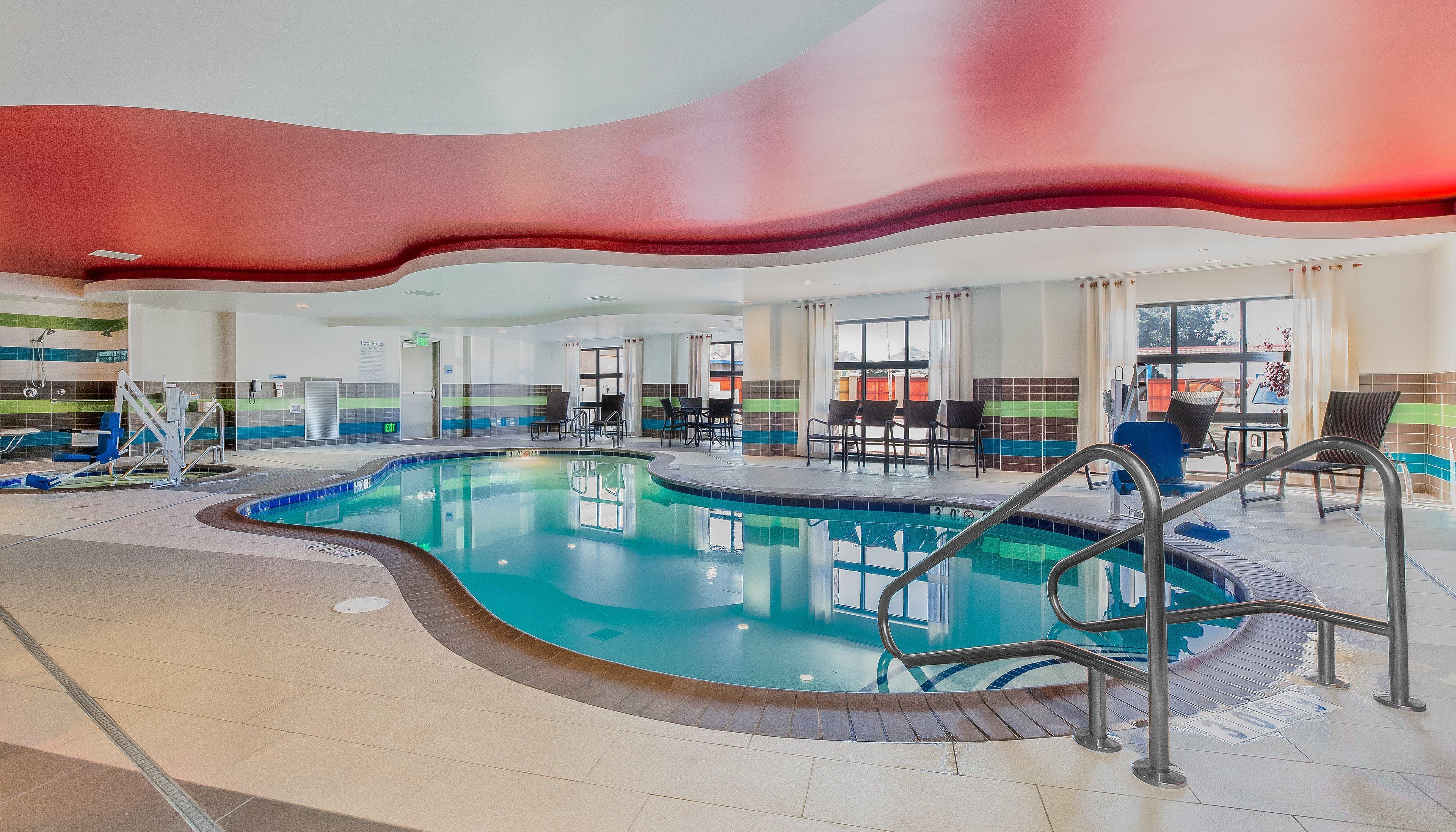Holiday Inn Express & Suites Eureka By Ihg Esterno foto